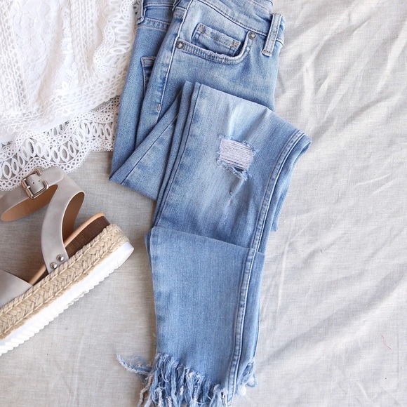 Free People Denim - Free People - Great Heights Frayed Skinny Jeans in Regal Blue Size 25